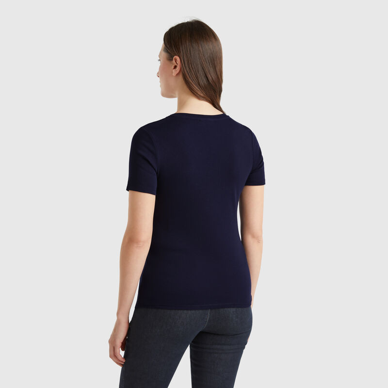 Dark blue pure cotton t-shirt with V-neck