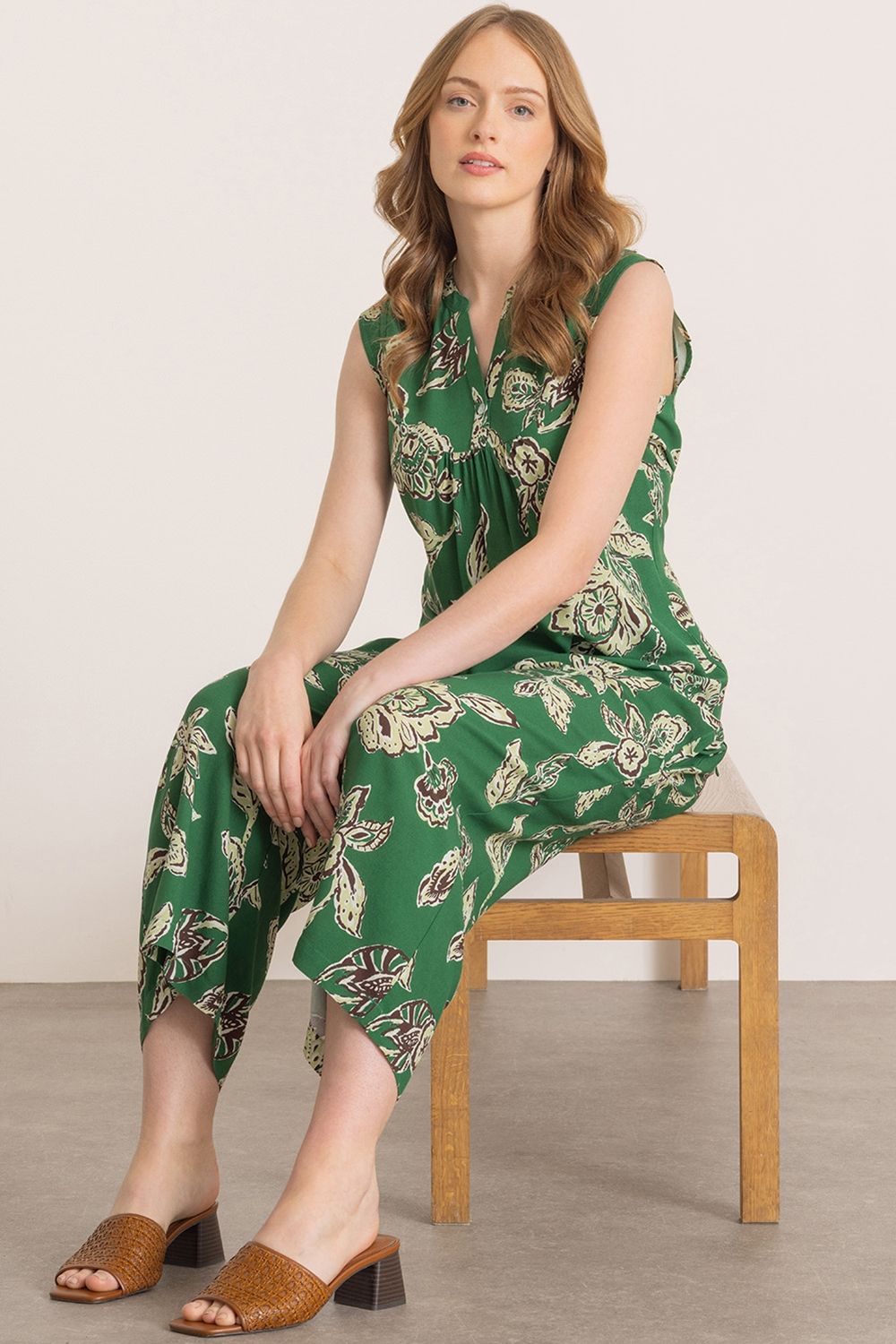Klass. Botanical Print Sleeveless Top