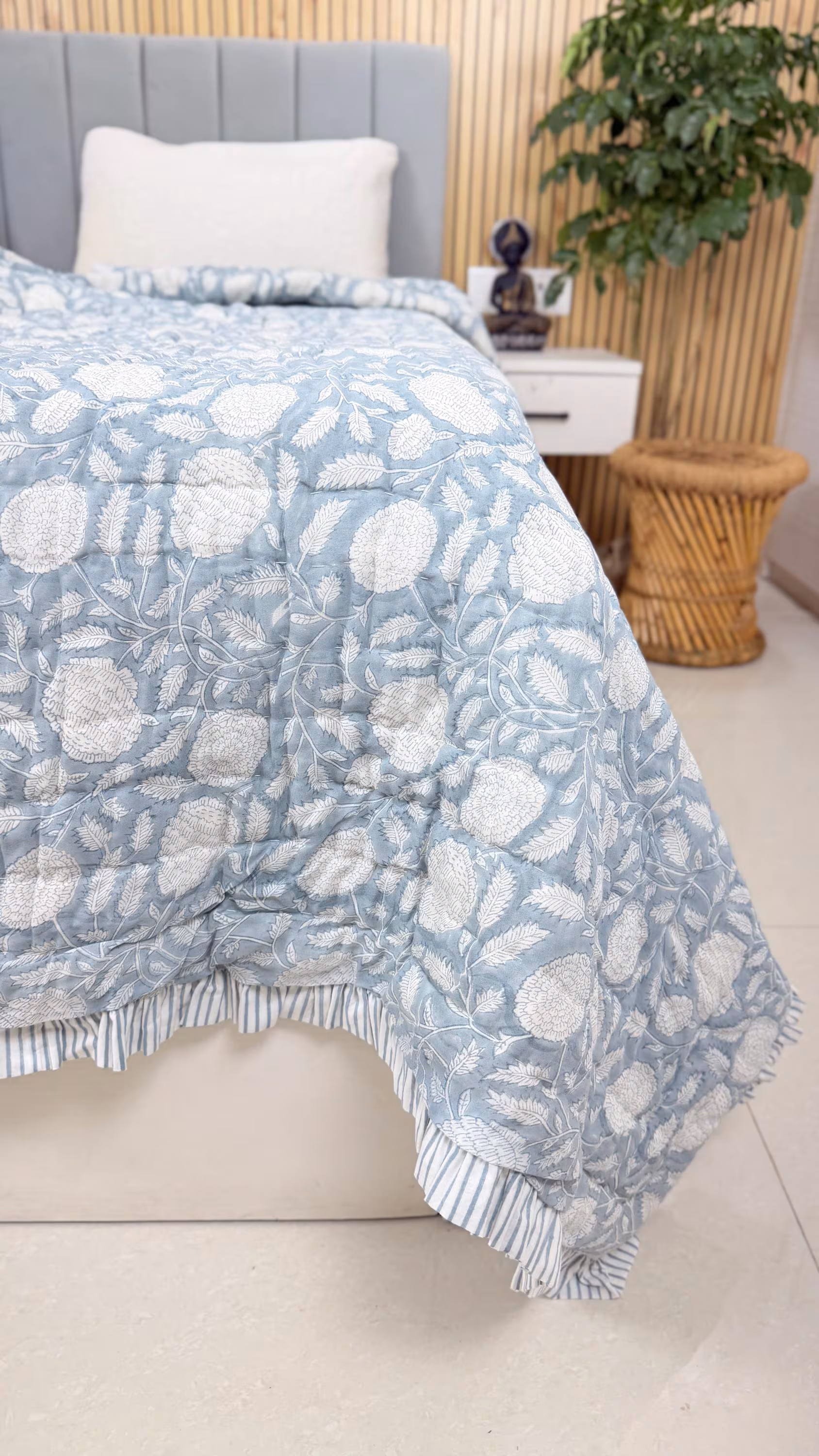 Jaipuri Hand Block Printed Quilt Dusty Blue Cotton Quilt Dorm Blanket Ruffle bedding Bedspread Floral Queen Size Comforter All Season Quilt