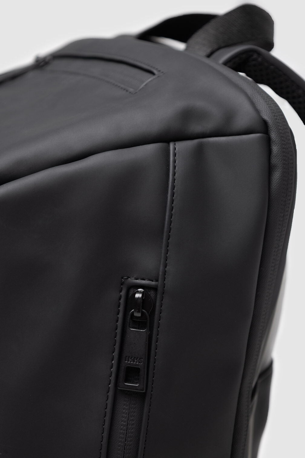 Sac à dos noir nylon effet gomme Homme