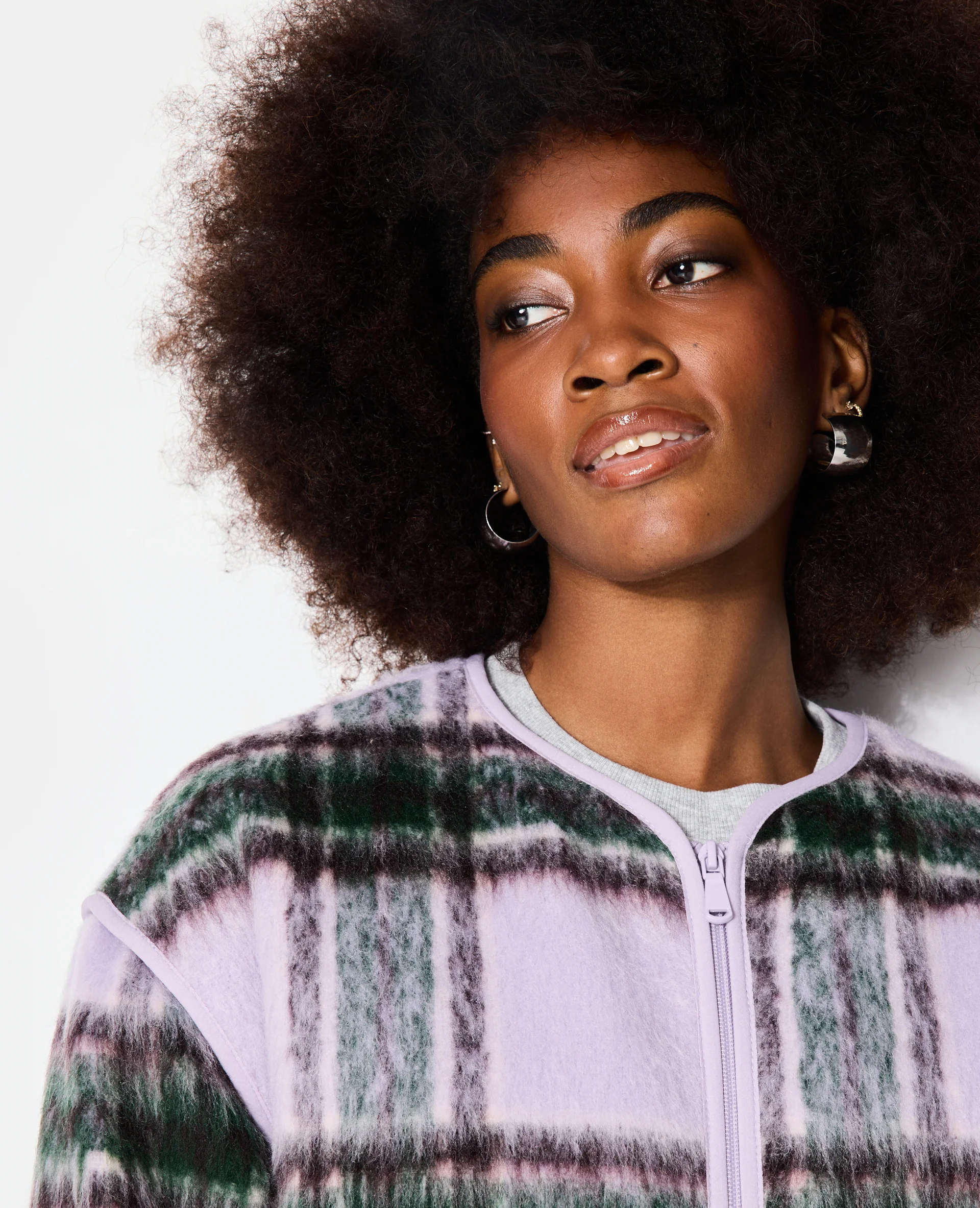 Manteau court matelassé motif carreaux