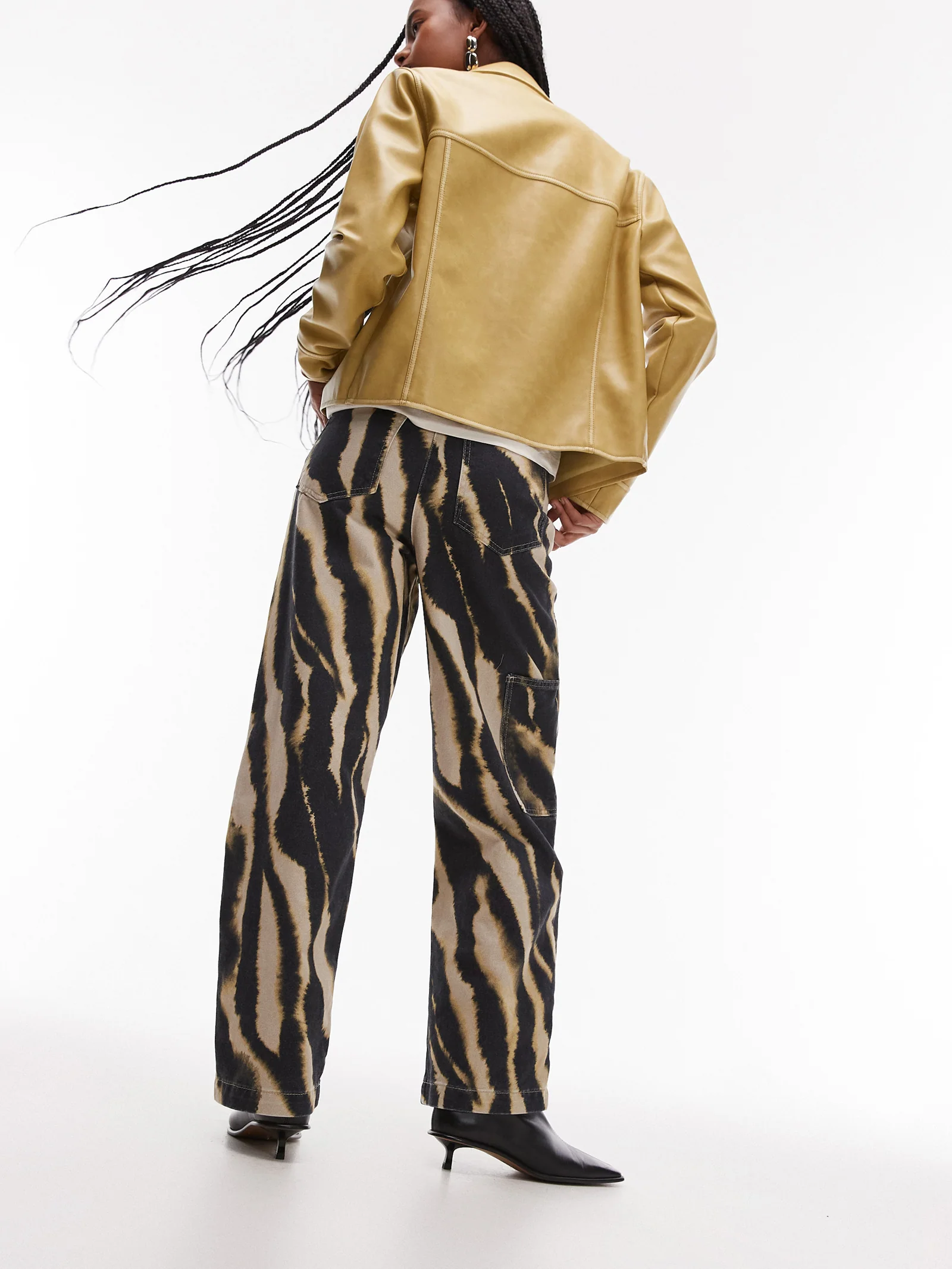 Blurred Zebra Patch Detail Pant