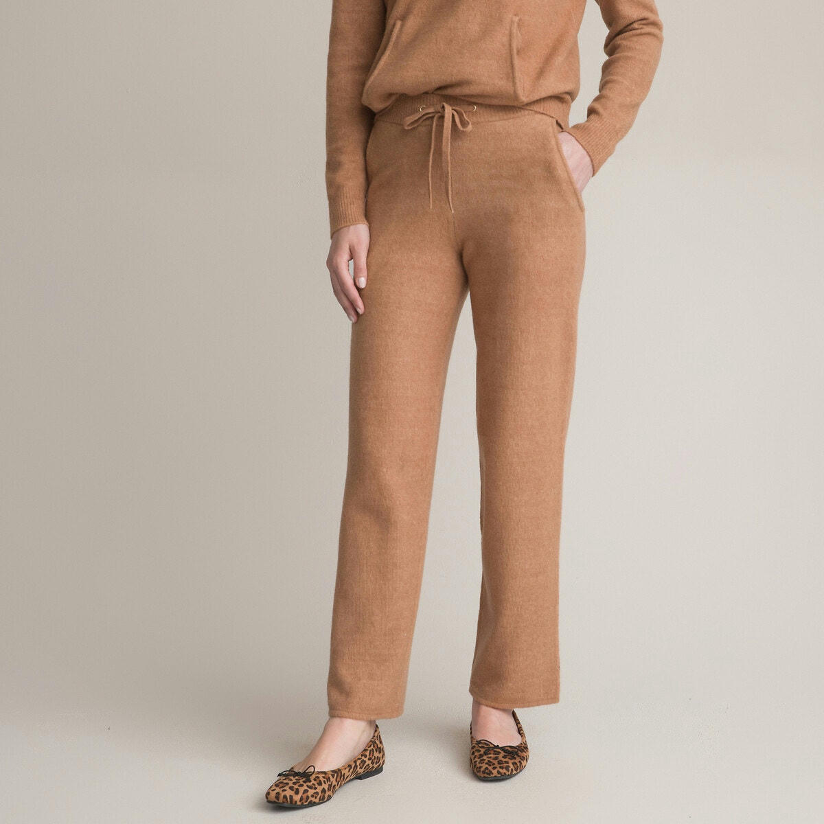 Pantalon droit en maille tricot