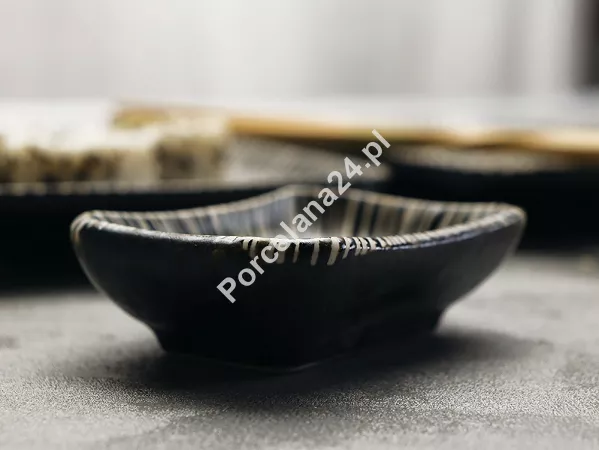 Zestaw do sushi dla 2 osób (4 el.) z pałeczkami Tokyo Design Studio - Tokusa Brown 33847