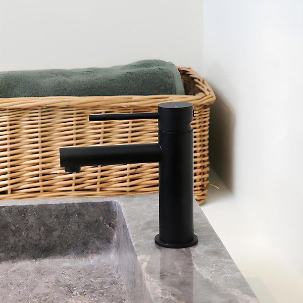 Mitigeur lavabo bas noir Essebagno Envol