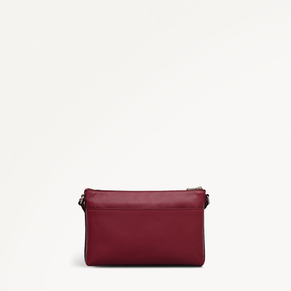 Pockets - Medium Ziptop East-West Cross Body Bag