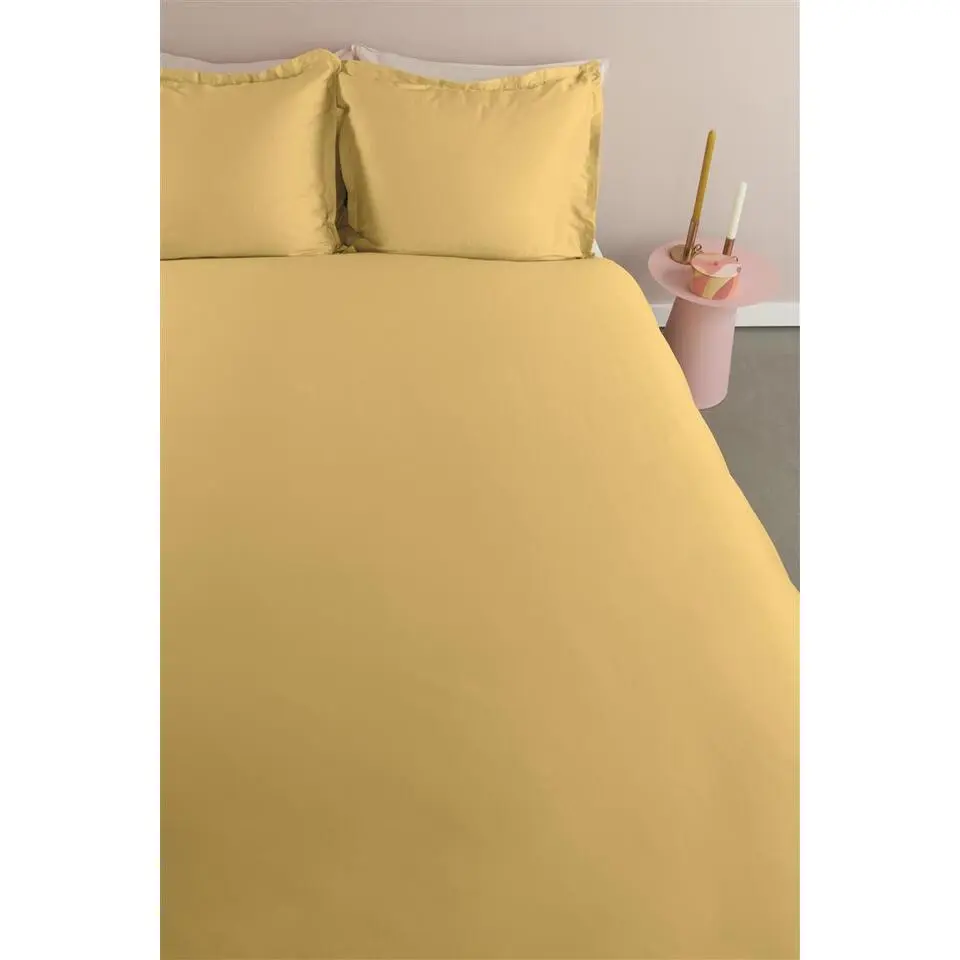 Ambiante Satin Uni dekbedovertrek - 240x200/220 - Licht geel