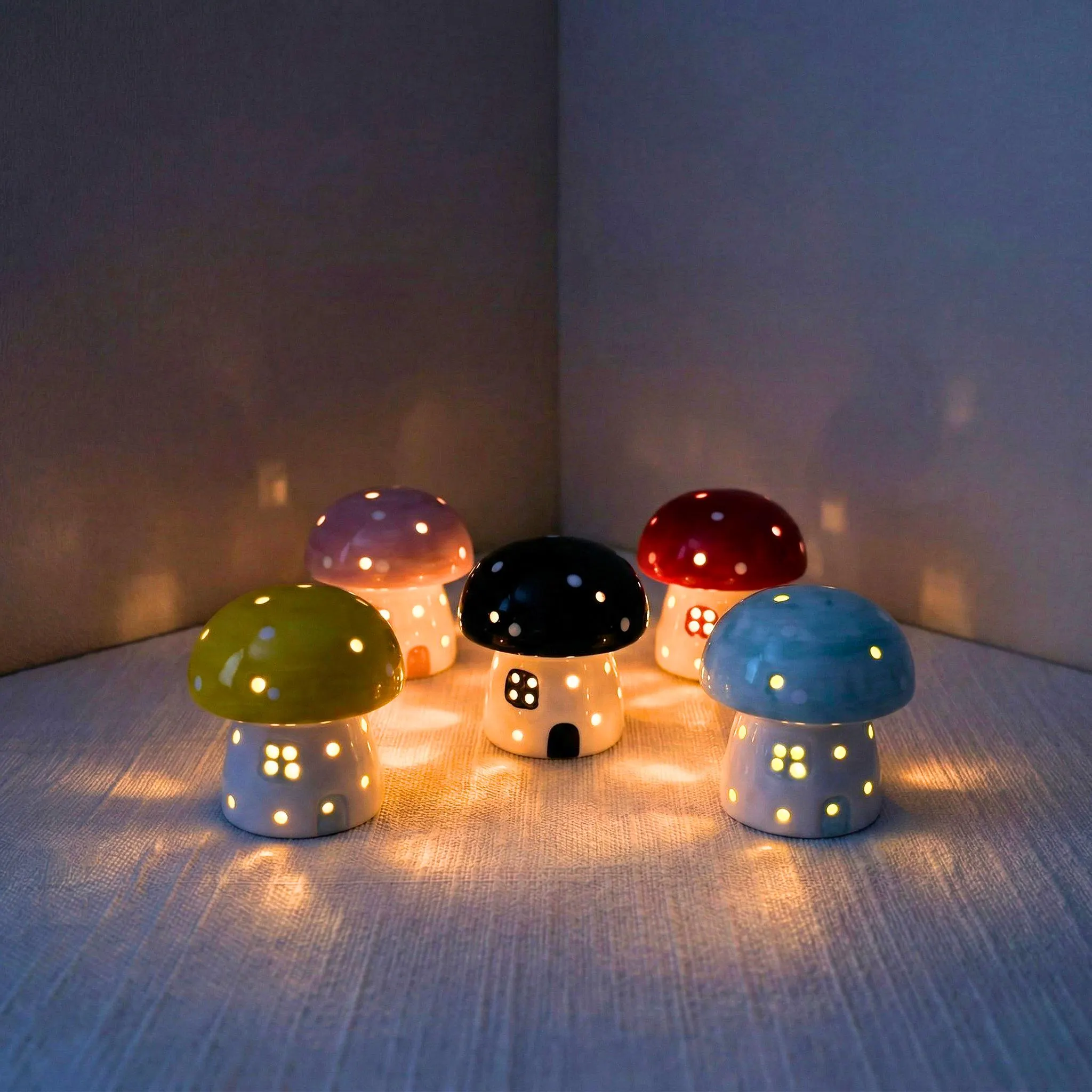 Mushroom Ceramic Night Light, Handmade Glowing Mushroom House Lamp, Cute Bedside Light, Creative Bedroom Decor, Mushroom Lover Gifts