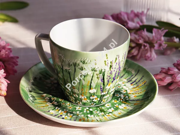 Filiżanka ze spodkiem 0,35 L / 17 cm ręcznie malowana - Łąka jasnozielona (9) DA.FS35-9