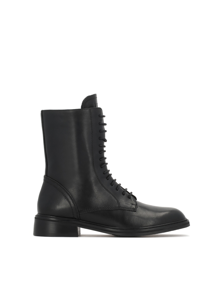 Casual leather boots for women