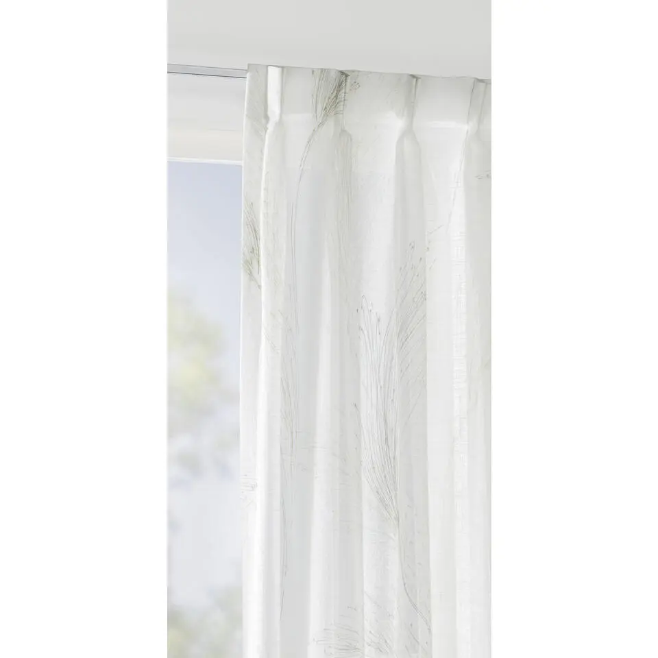 Inbetween Finesse - off-white