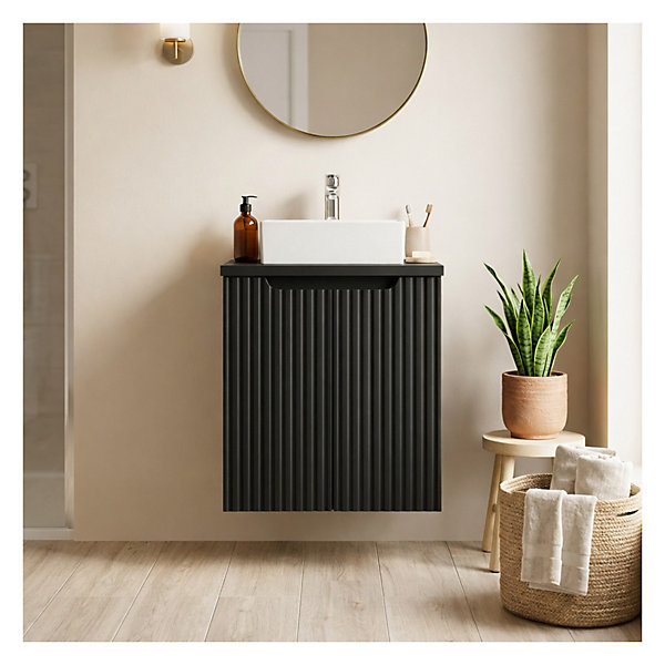 Ensemble de salle de bain suspendu VANO 50cm : meuble sous vasque à placards rainuré noir et plan pour vasque noir mat