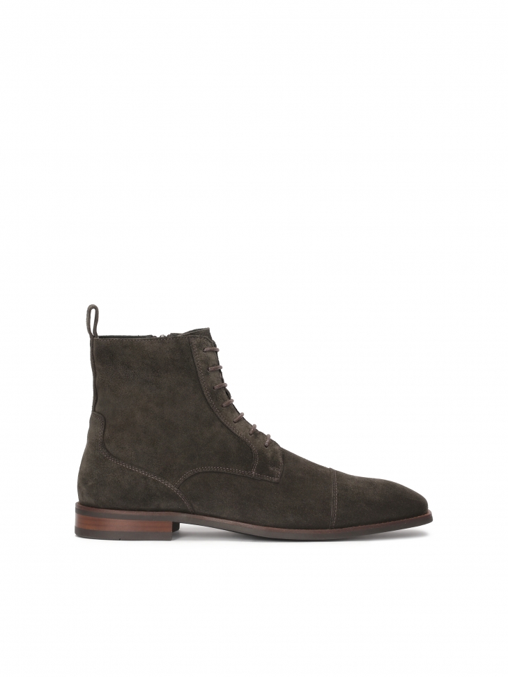 Brown suede men's boots