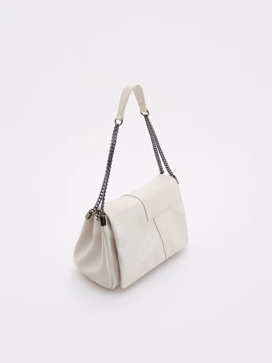 Bag With Chain