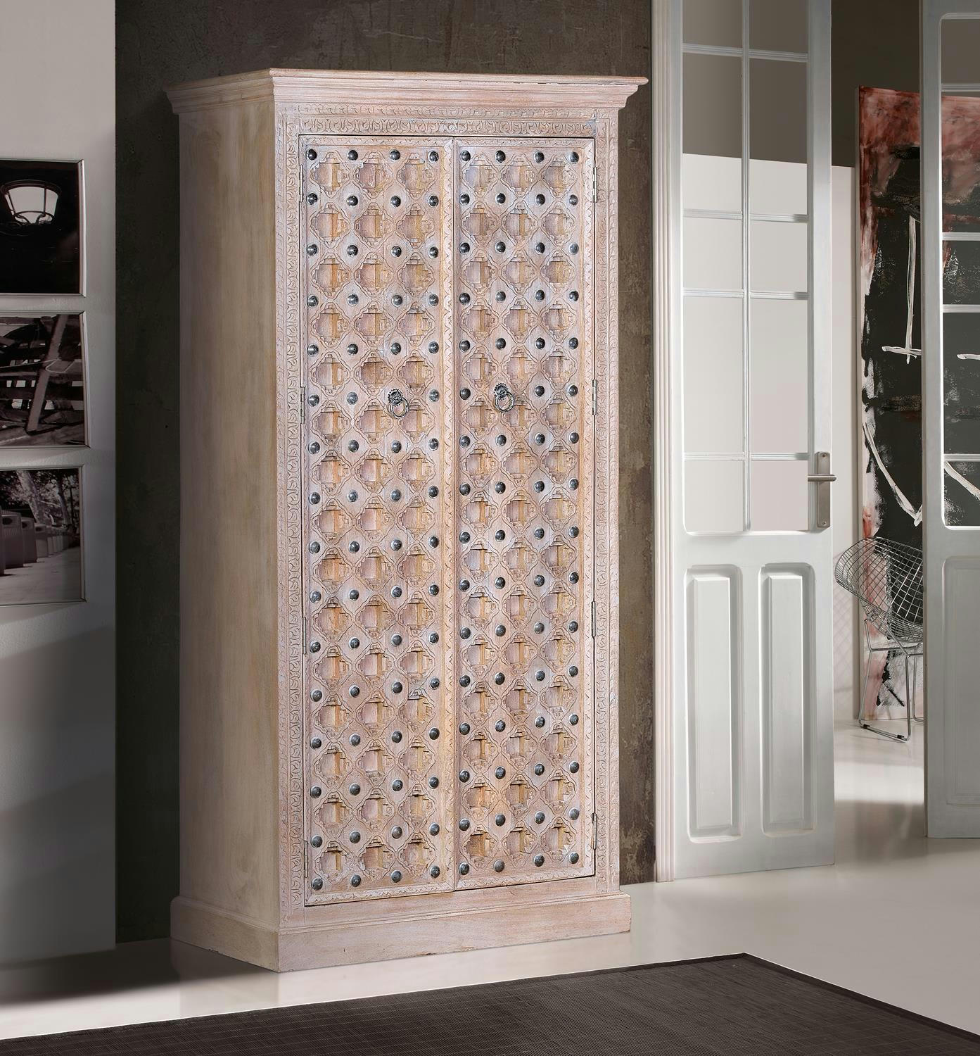 BAKHRA - Armoire en bois de manguier finition naturelle