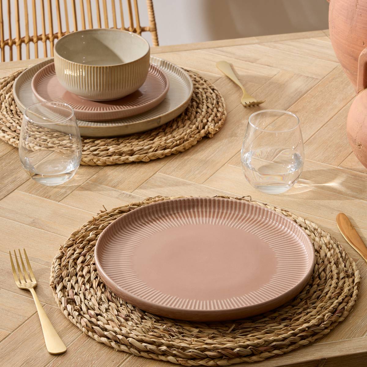 Dinner plate "Chloe" Stoneware (ceramic), D.26.8 cm, Moccha