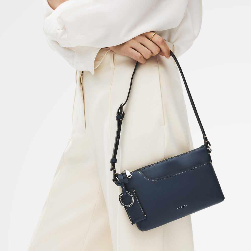 Pockets - Mini Ziptop EW Shoulder