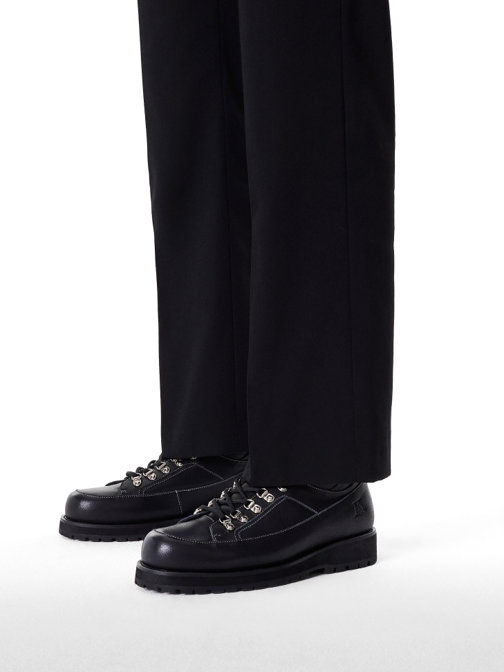 Leather black boots with metal loops