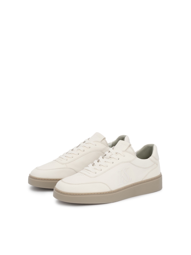 Sneakers in natural leather in off-white shade
