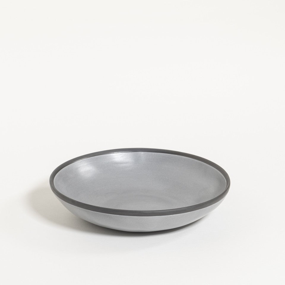 The Table Atelier Pastabord 22,5 cm Black Truffle
