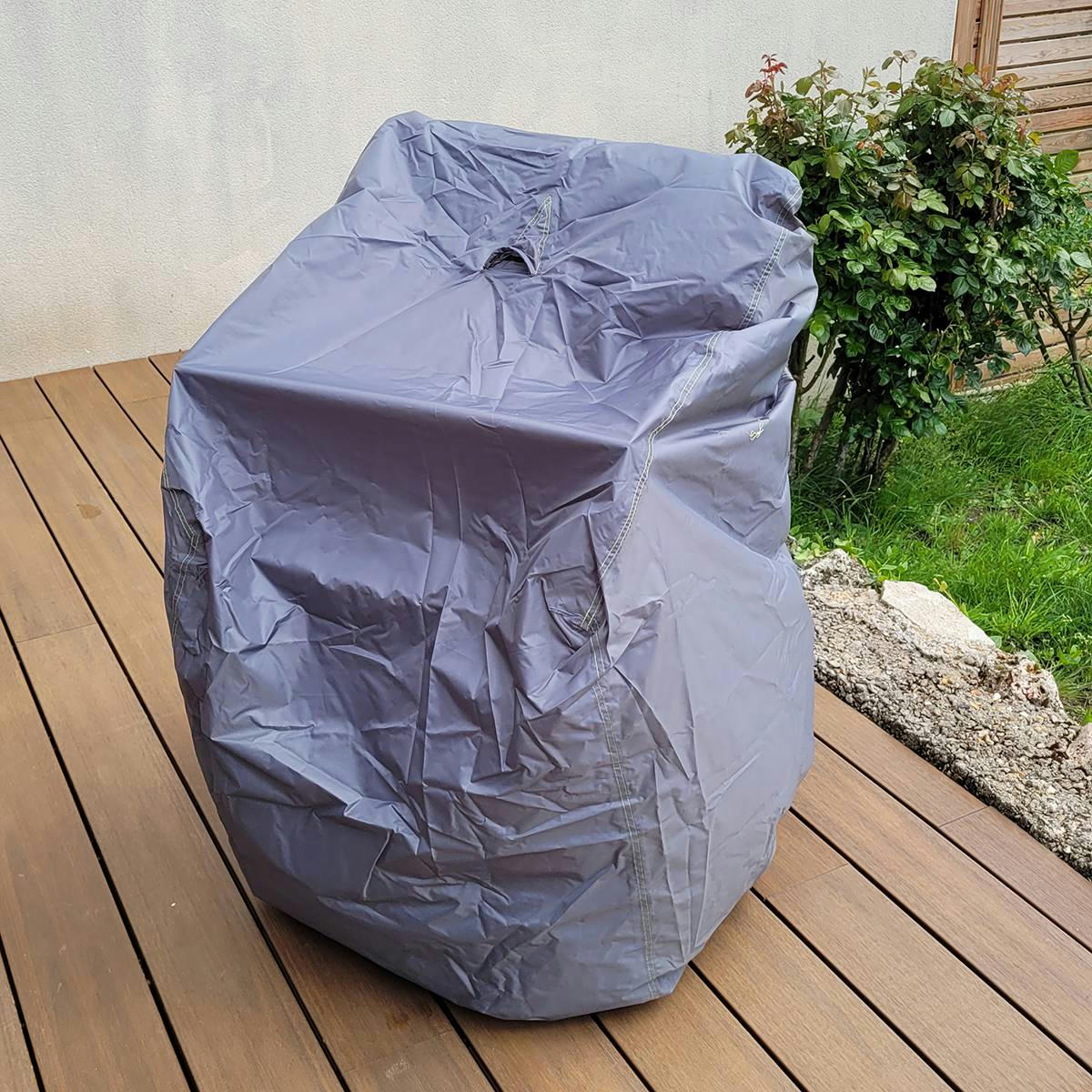 - Housse pour 4 chaises de jardin empilées