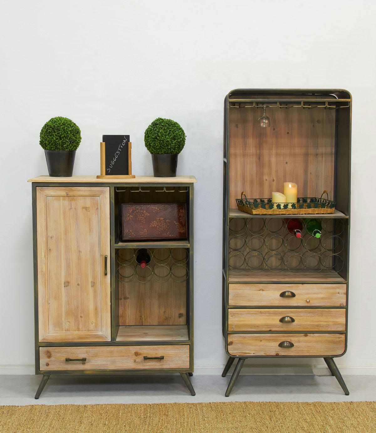 - Meuble bar en bois et métal étagères et tiroirs