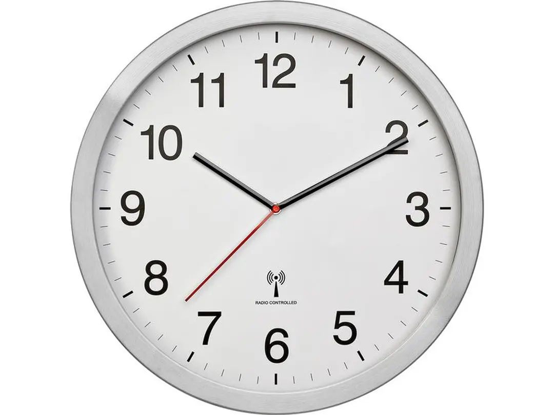 Wanduhr TFA
