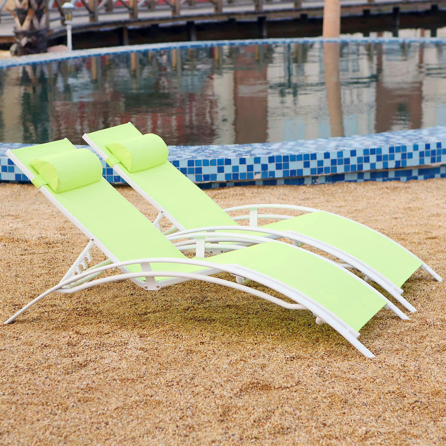 BAHIA - Lot de 2 transats empilables et ajustables en alu vert/blanc