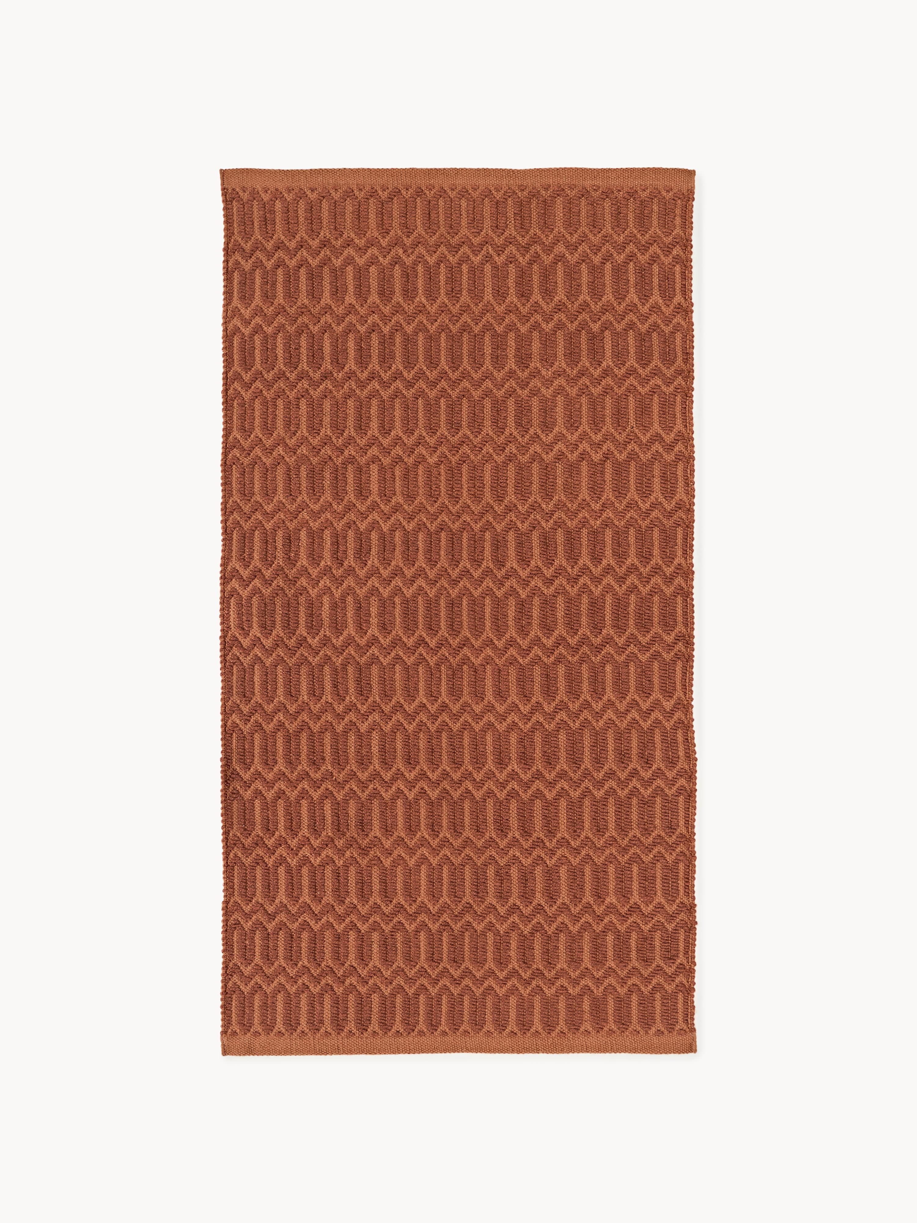 Handgewebter Outdoor-Teppich Rune mit geometrischem Muster