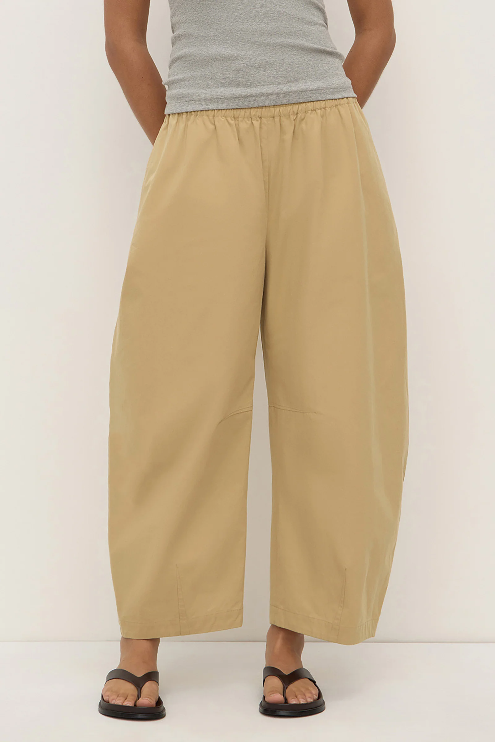 Lola Barrel Pant