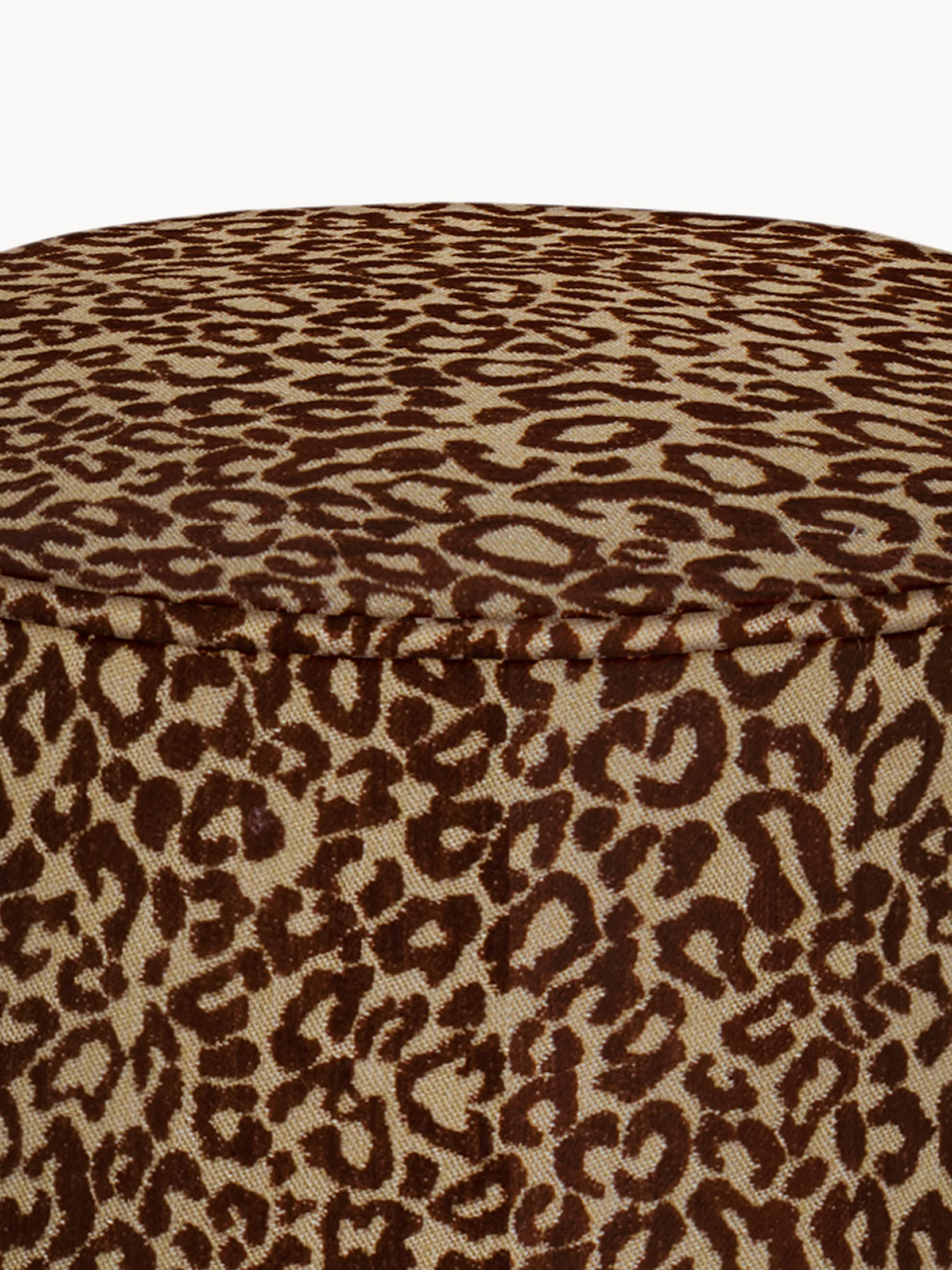 Handgefertigter Outdoor-Pouf Maya