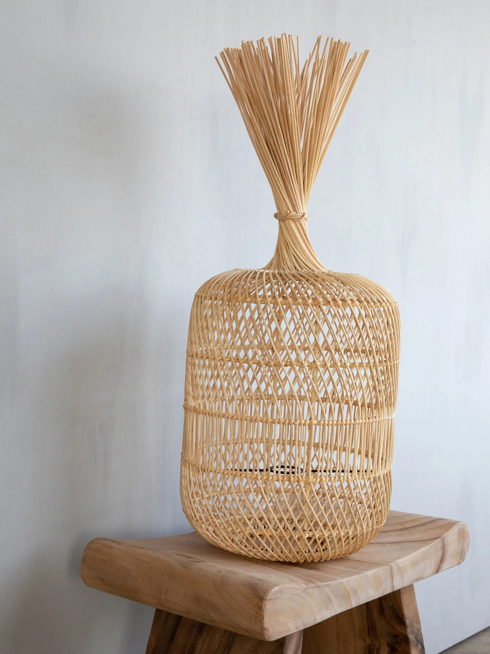 Rattan-Stehlampenschirm Dumpling, in verschiedenen Größen