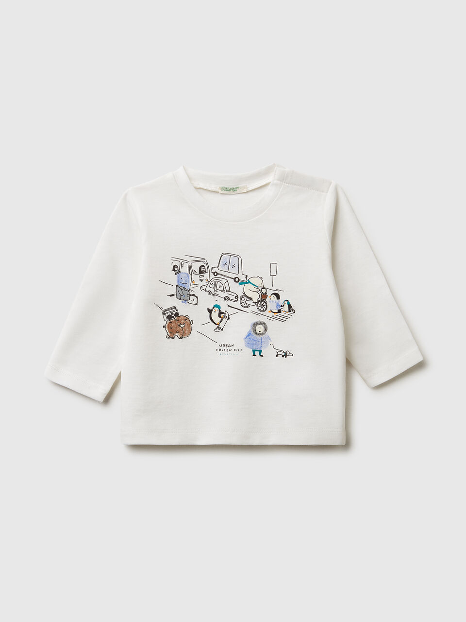 T-shirt with embossed print