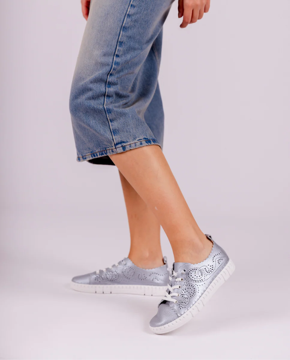Sneaker FLOW-005 plateado