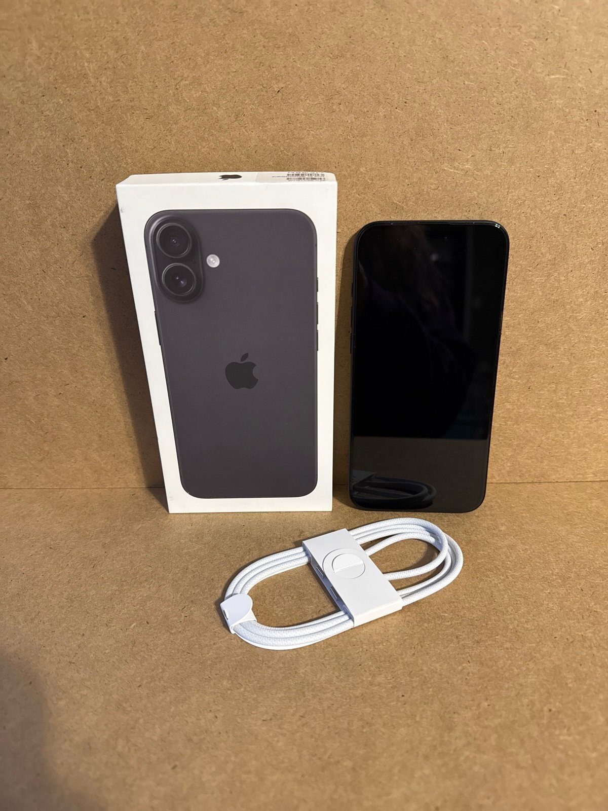 Apple iPhone 16 Plus - Unlocked - 128 GB in Black - New Barely Used