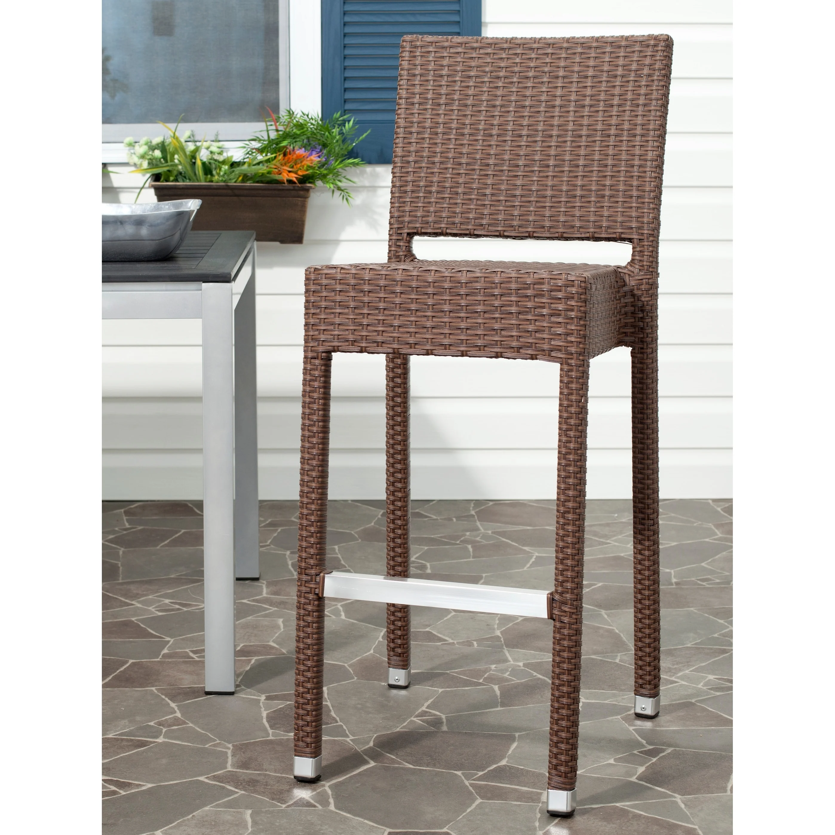 SAFAVIEH Deann 30-inch Indoor/Outdoor Bar Stool - 17Wx21Dx44H