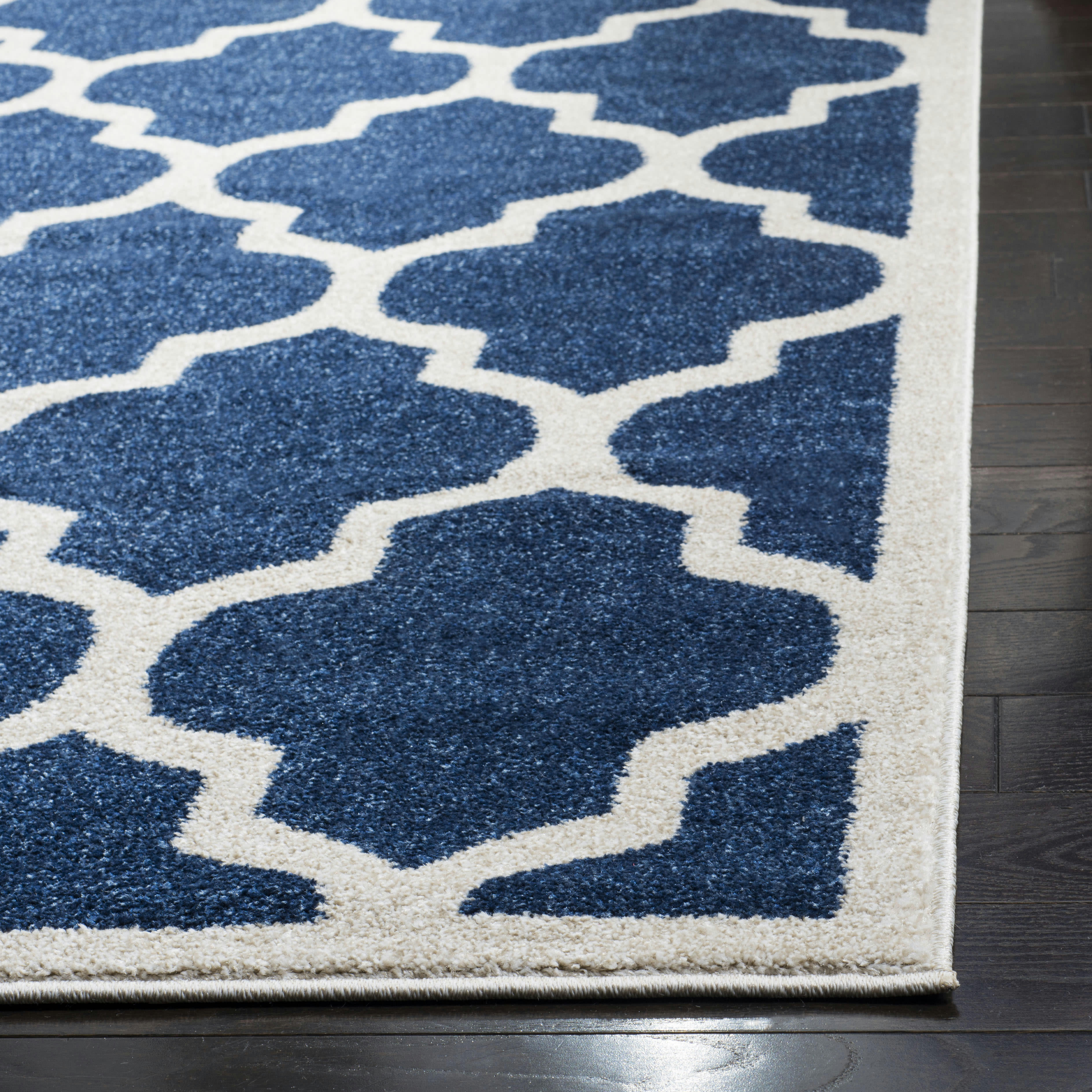 AMHERST - Tapis interieur & exterieur en bleu marine & beige, 122 x 183 cm