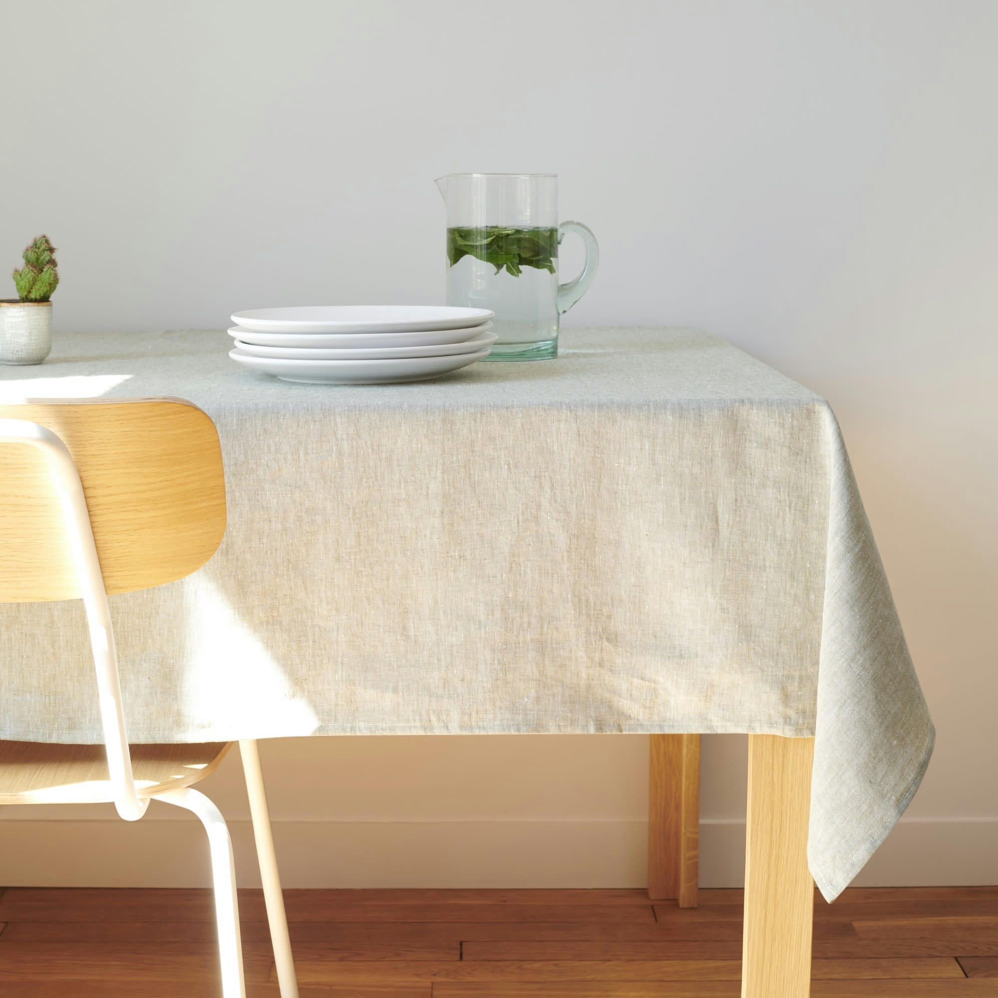 NAPPE NATURELLE - Nappe en lin vert  180x180cm