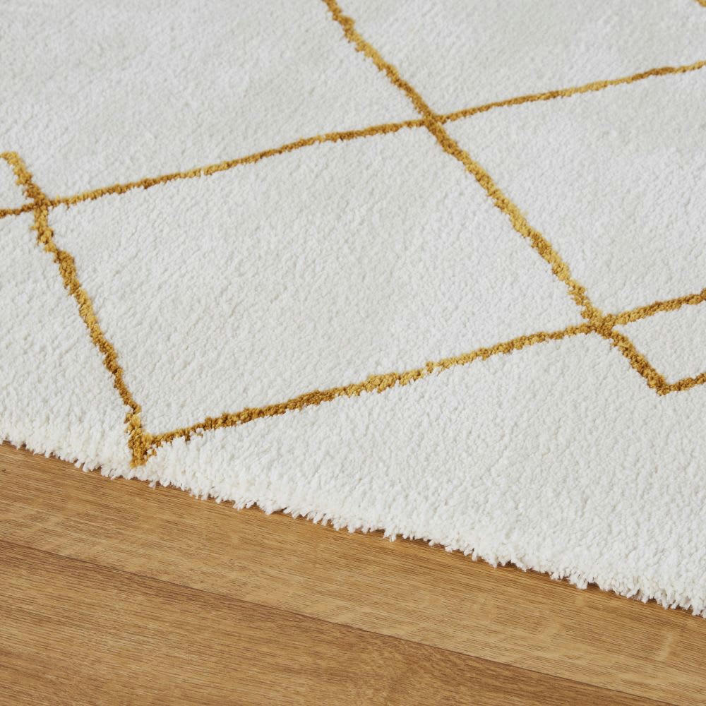 ELSULA - Tapis style berbère tufté jaune moutarde et blanc 160x230