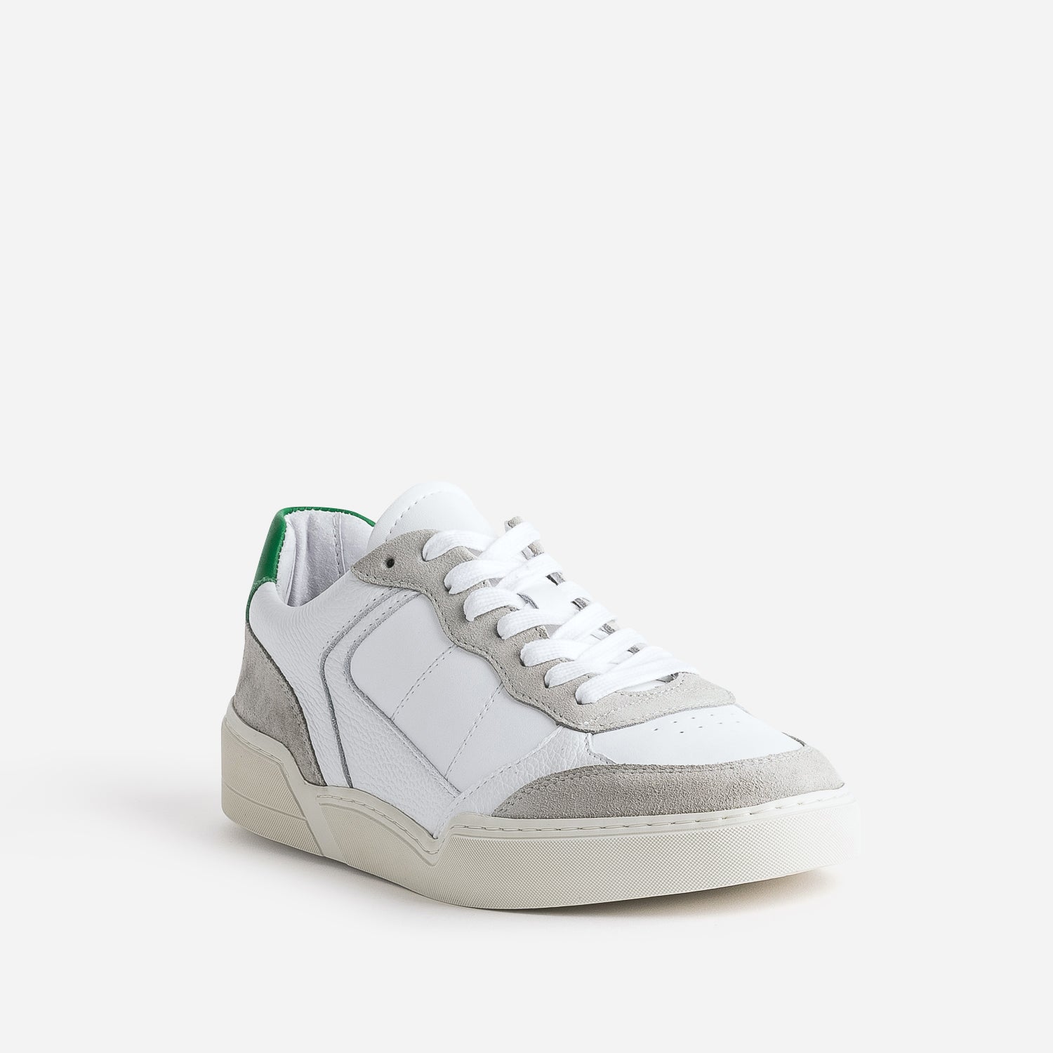 Tennis blanche, grise, verte cuir éco-conçu