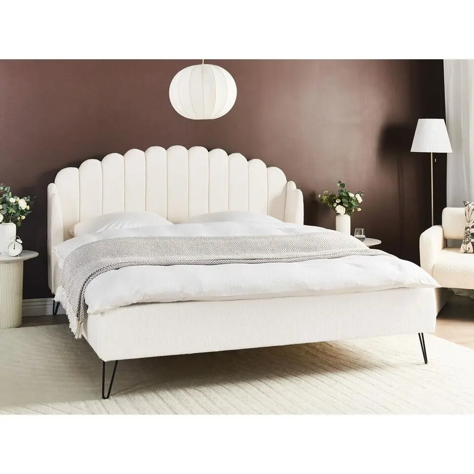 AMBILLOU - Tweepersoonsbed - Gebroken wit - 180 x 200 cm - Boucl&eacute;