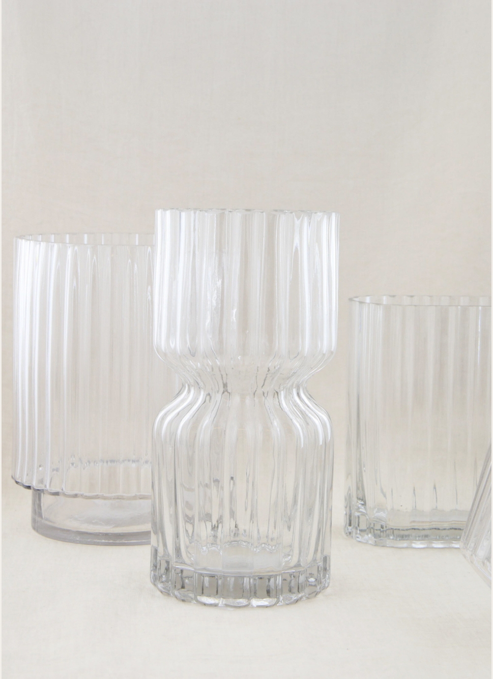 VASE RECTANGULAIRE EN VERRE STRIÉ GRAND FORMAT TRANSPARENT