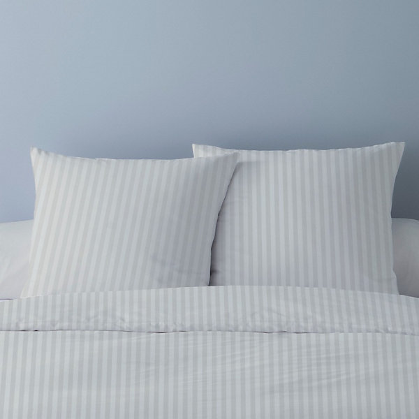 Housse de couette 240x220 STRIPES BLANC   2 taies coton 78 fils