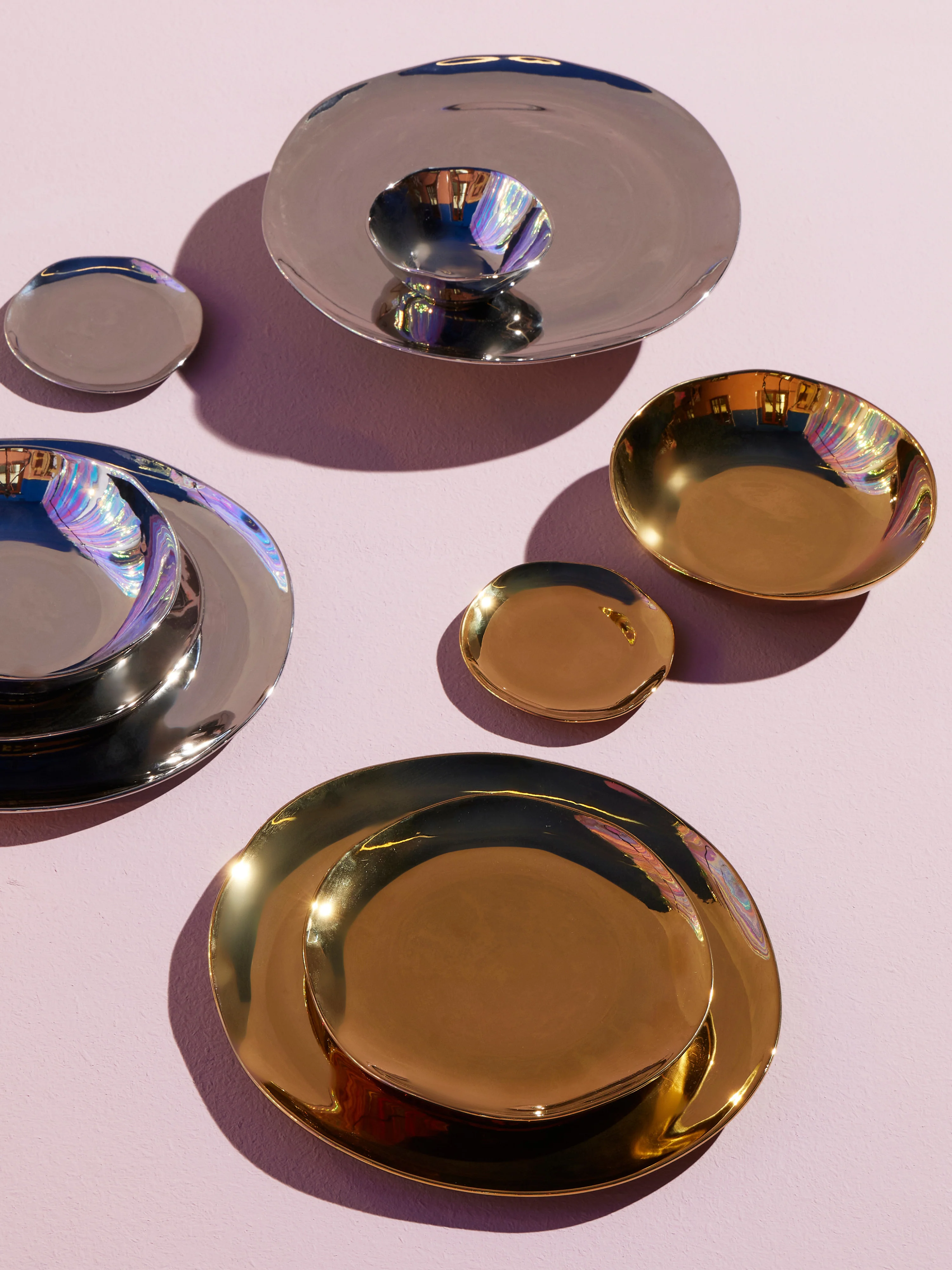 Handgefertigter Dessertteller Gold Irregular Edge aus Porzellan