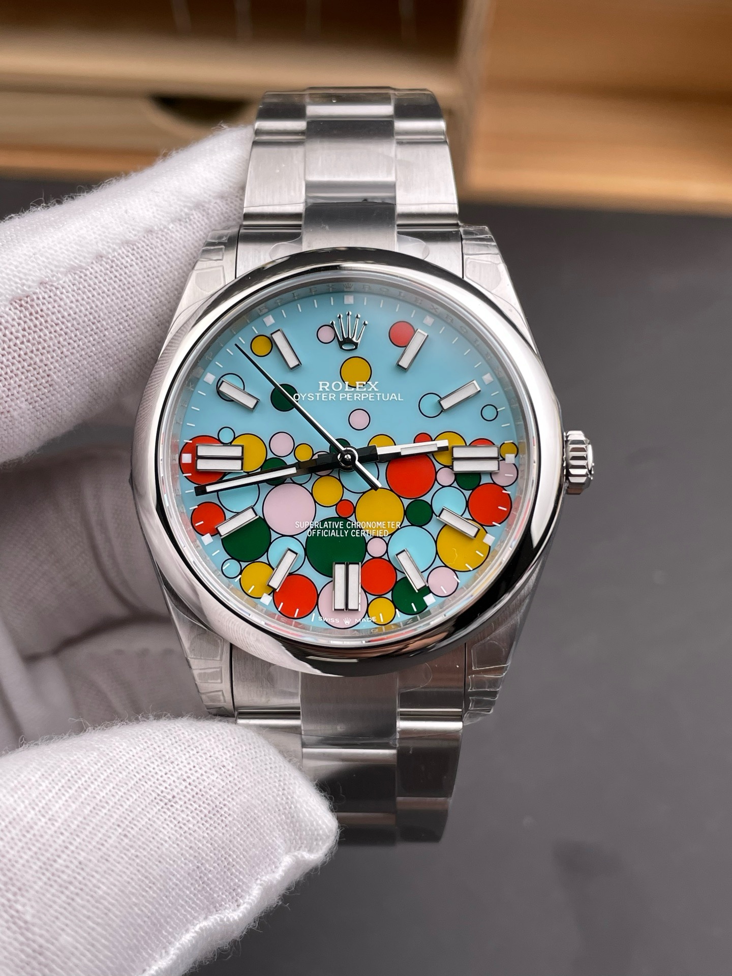 Rolex Oyster Perpetual 41 Celebration Dial 124300 style -77