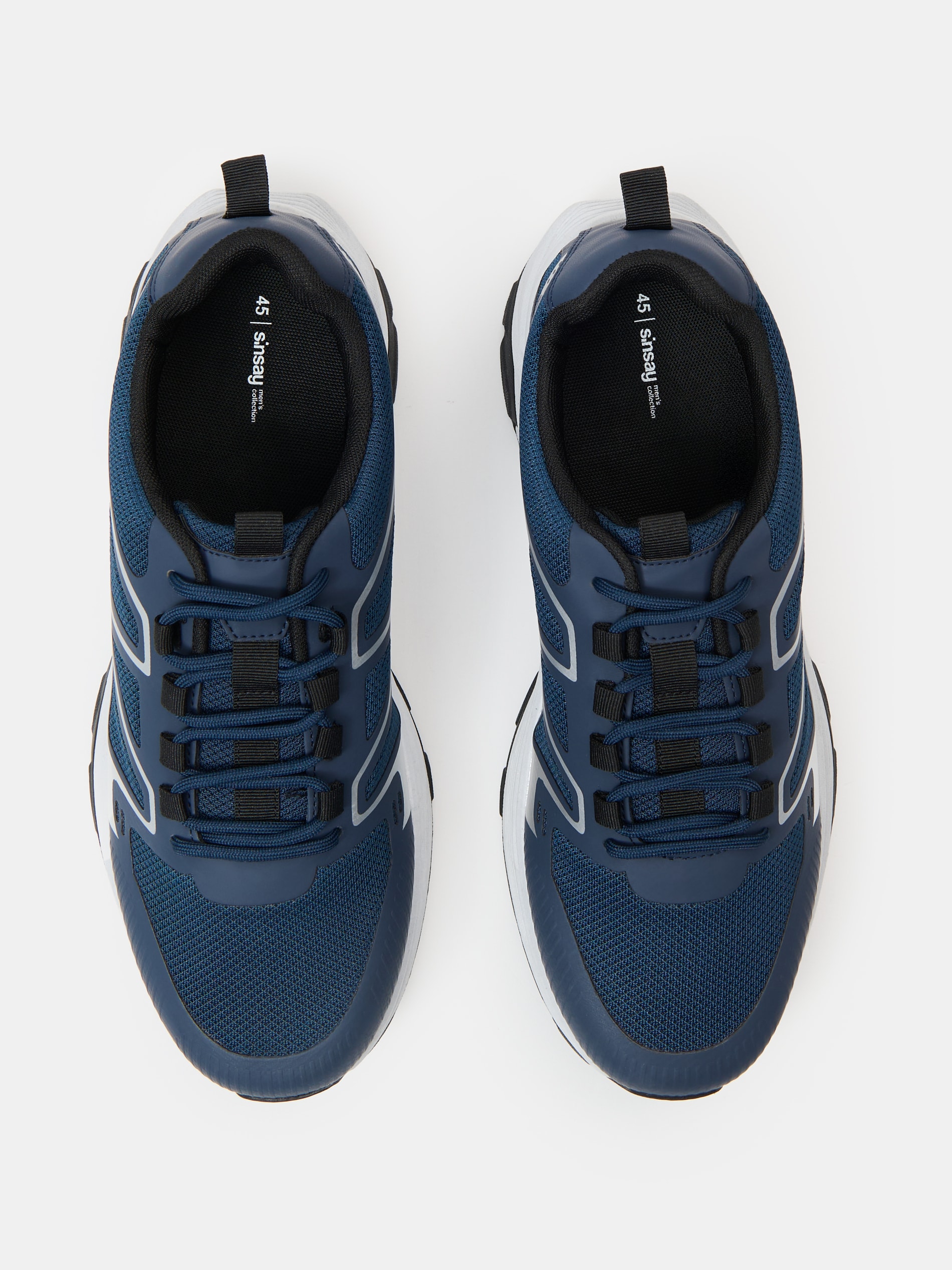 Sznurowane sneakersy