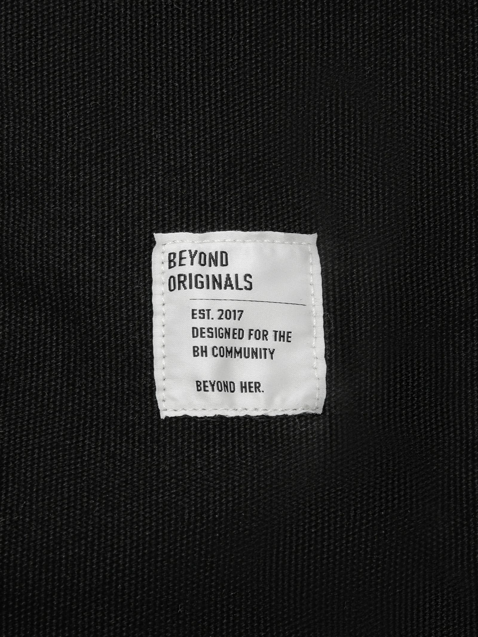 Medium Zipper Tote Bag