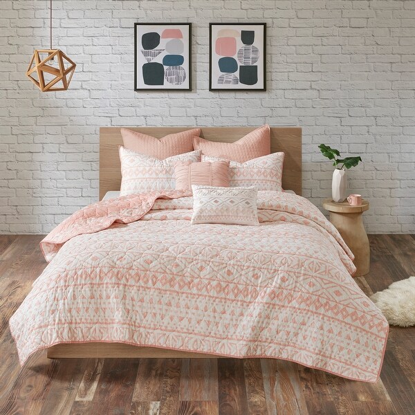 Urban Habitat Cora 7 Piece Reversible Cotton Quilt Set with Euro Shams and Thrwo Pillows