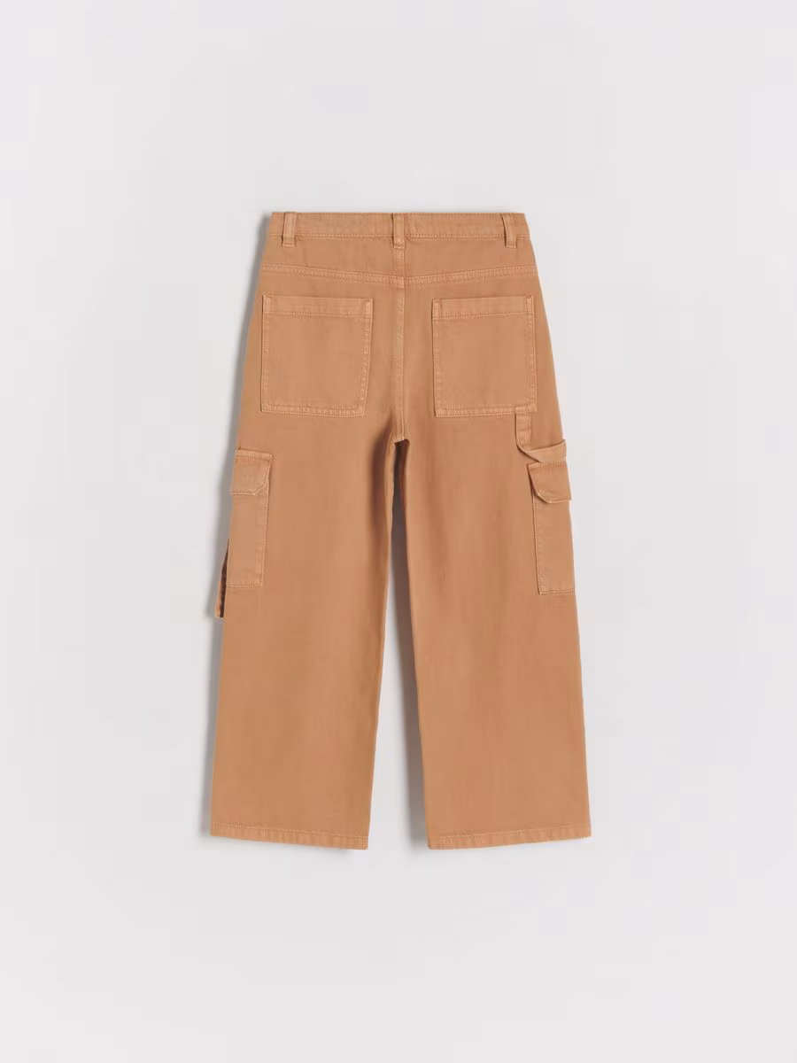 Wide Leg Jeans With Cargo Pockets