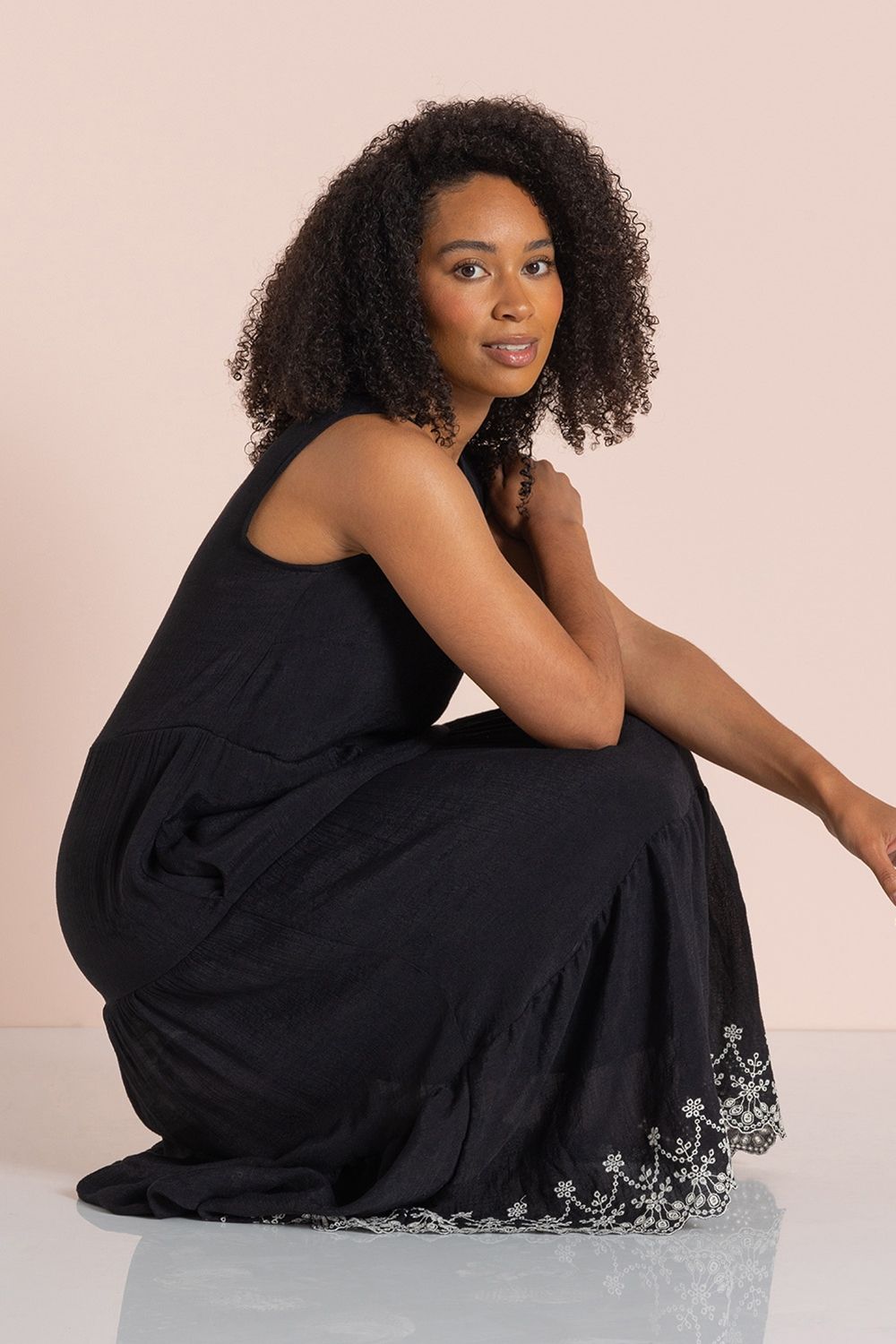 Klass. Embroidered Tiered Midi Dress